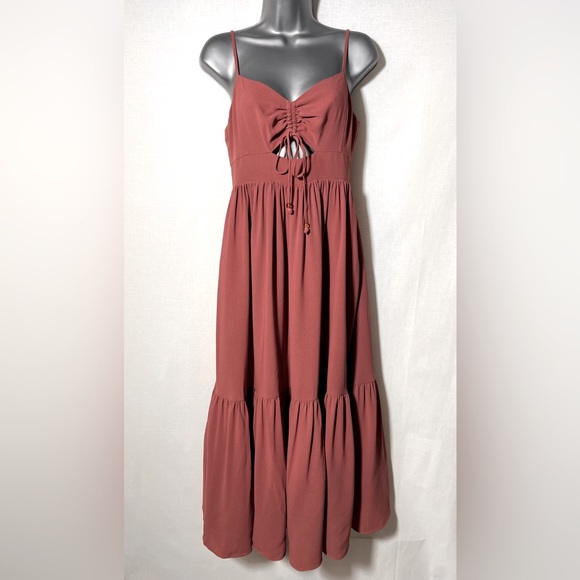 NEW Madewell Ruched Keyhole Tiered Midi Dress!!! - Picture 4 of 9